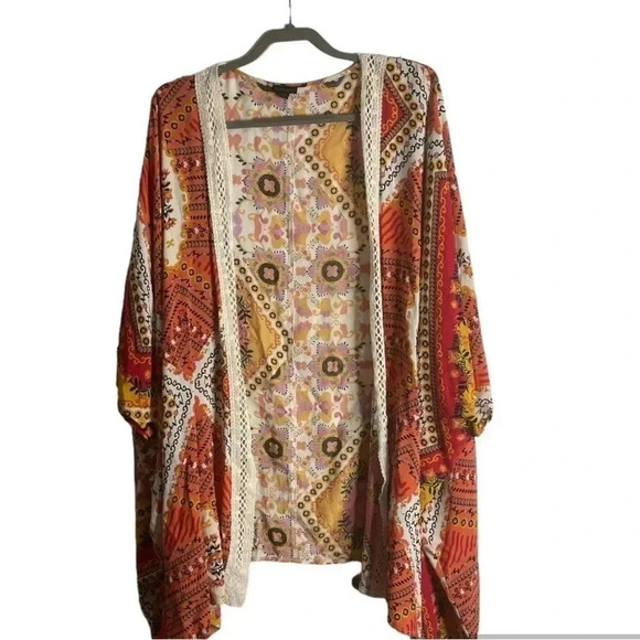Coco + Carmen Tops - Coco & Carmen colorful Kimono